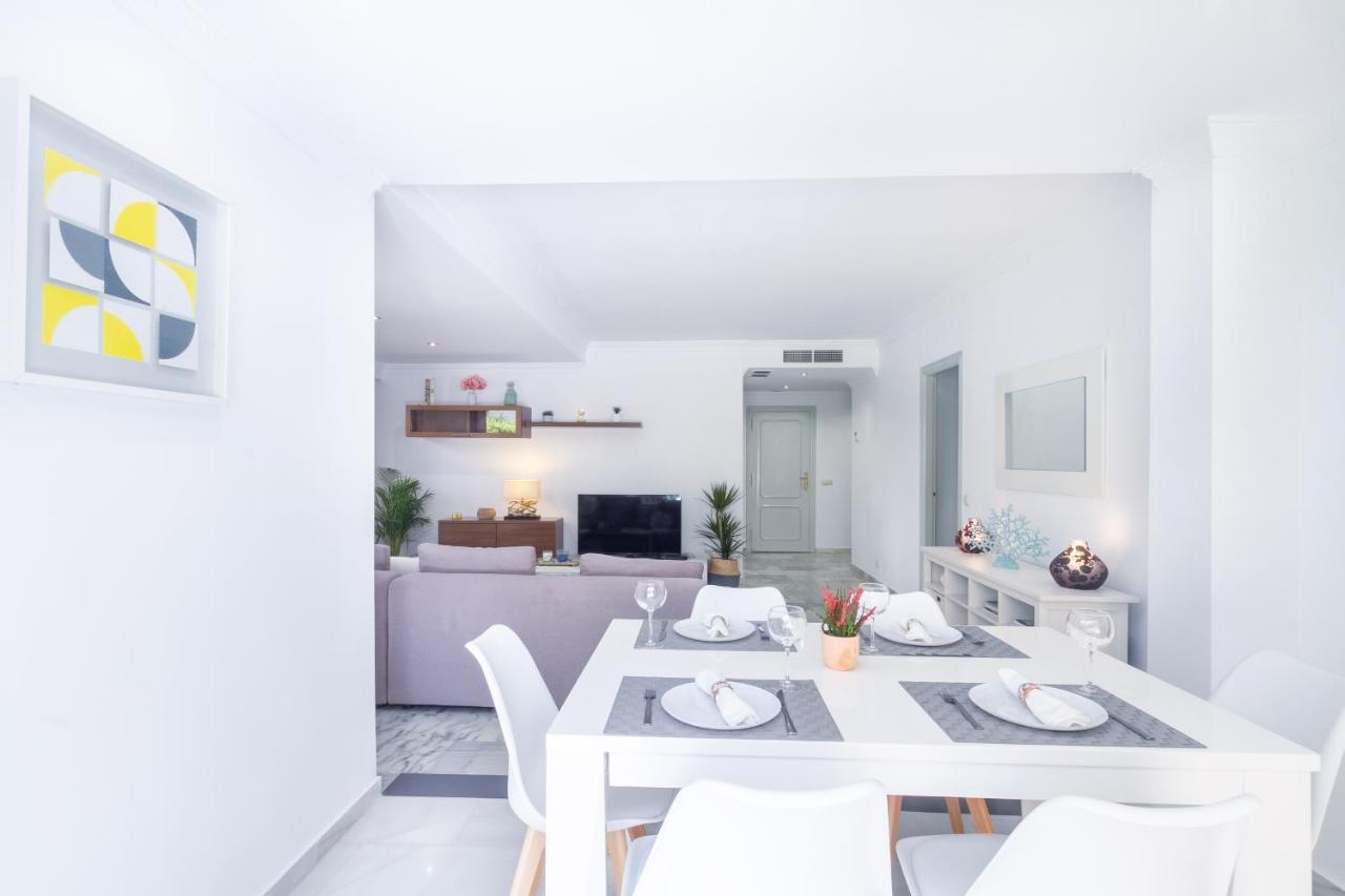 Marbella Banus Suites - Golden Beach Marbella Suite ภายนอก รูปภาพ