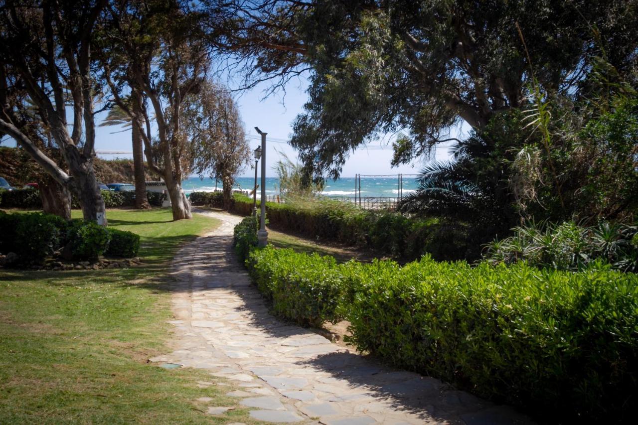 Marbella Banus Suites - Golden Beach Marbella Suite ภายนอก รูปภาพ