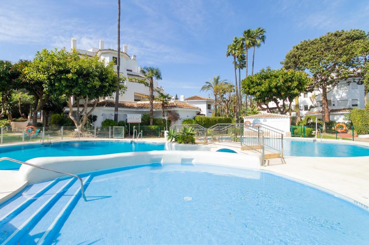 Marbella Banus Suites - Golden Beach Marbella Suite ภายนอก รูปภาพ