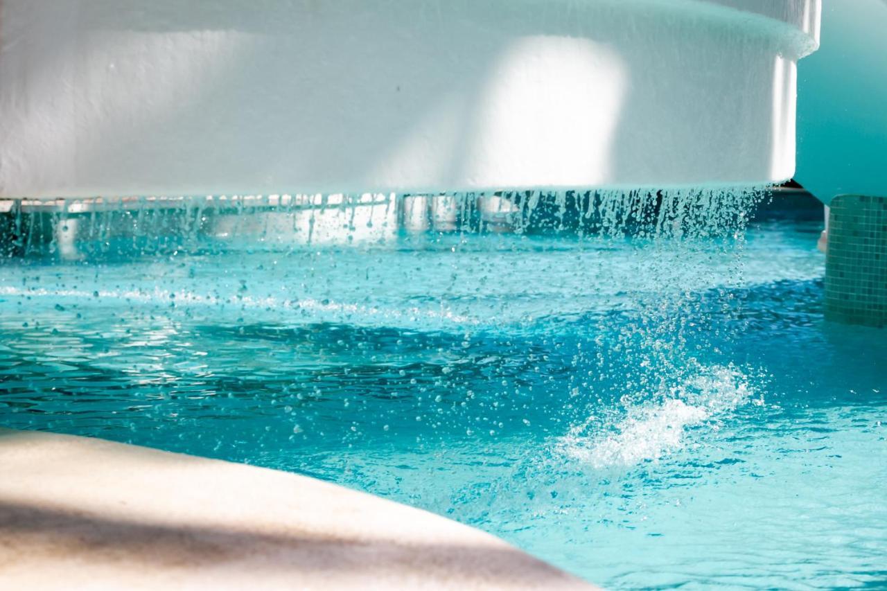 Marbella Banus Suites - Golden Beach Marbella Suite ภายนอก รูปภาพ